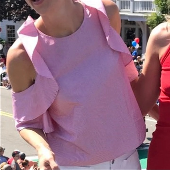 Club Monaco cold shoulder ruffle stripe top. - Picture 10 of 11